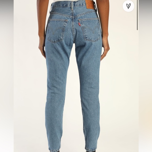 NWT Levi’s 501 Skinny Distressed Medium Wash Jeans - Picture 2 of 5